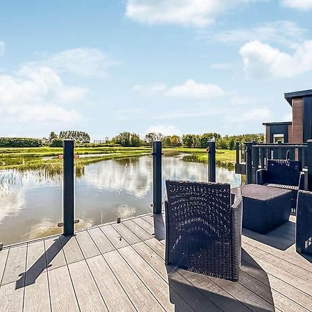Poulton-le-Fylde Waterside Hambleton Lakeside Lodges מראה חיצוני תמונה