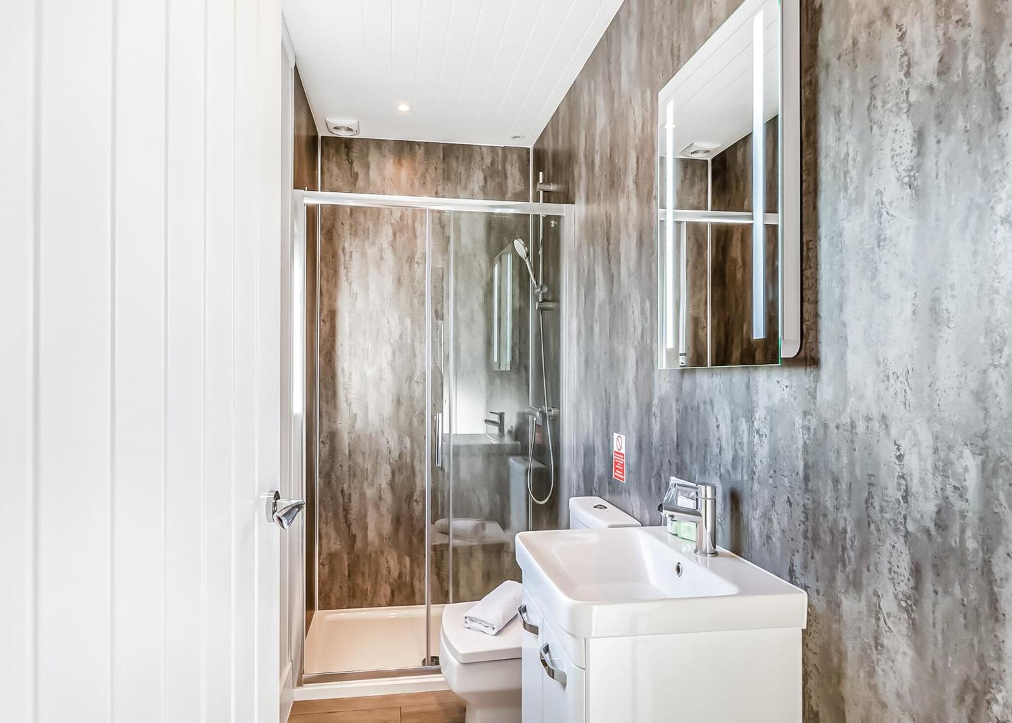 Poulton-le-Fylde Waterside Hambleton Lakeside Lodges מראה חיצוני תמונה