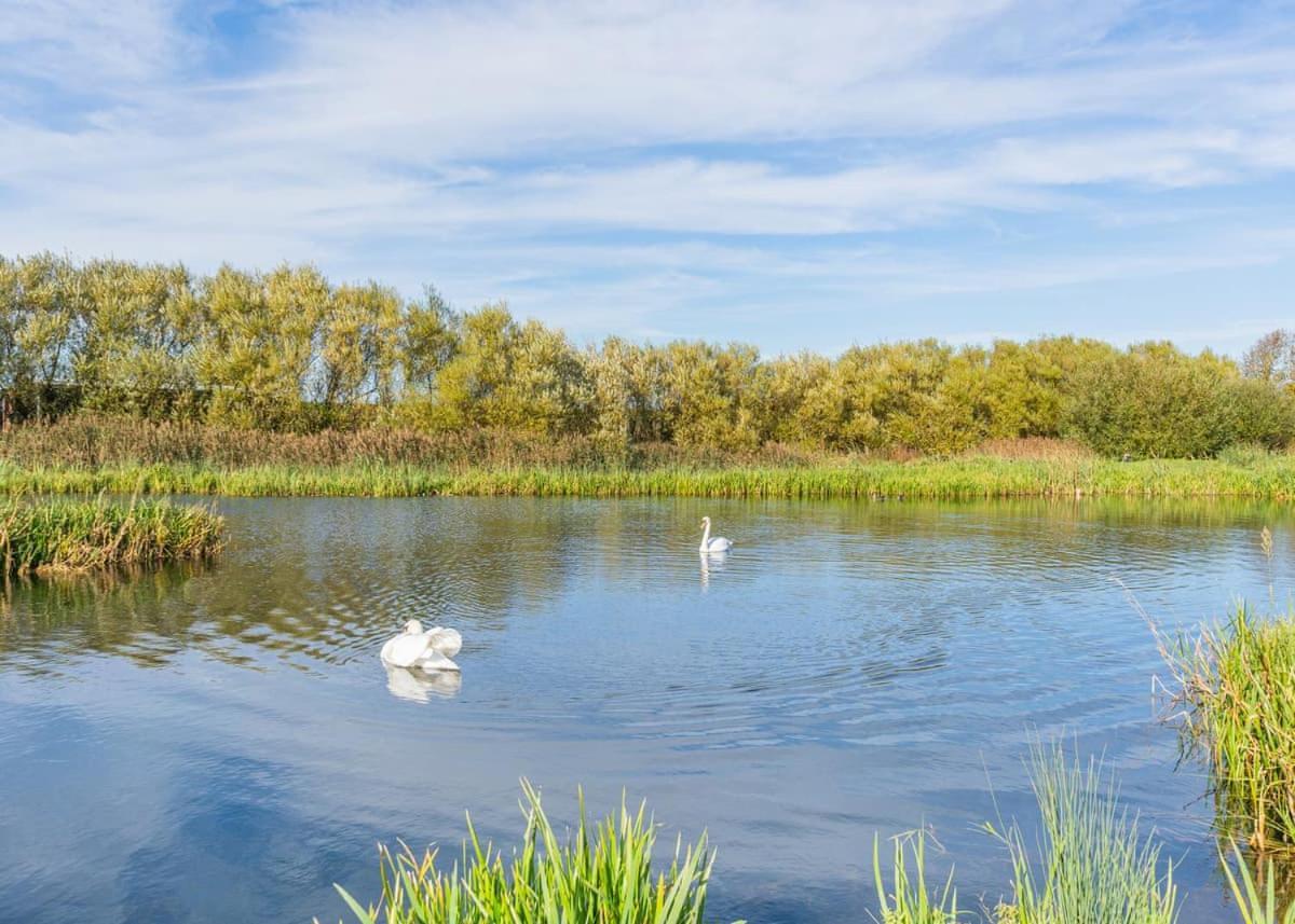 Poulton-le-Fylde Waterside Hambleton Lakeside Lodges מראה חיצוני תמונה